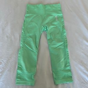 Gymshark cropped leggings Small